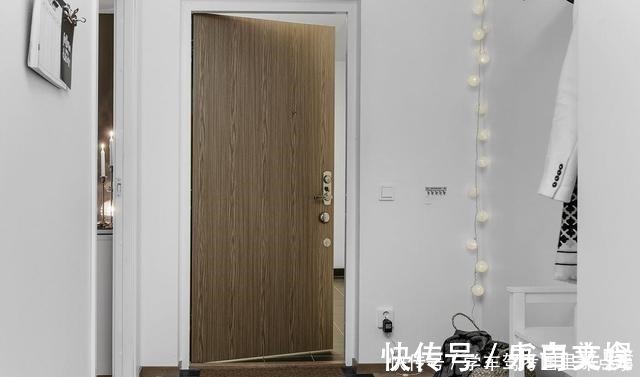 玄关|晒她66㎡小户型,全屋简约大气,只要一屋子衣柜收纳!太实用了!