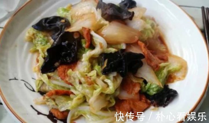 排毒|对肌肤好的三种食物,女性平时吃些,排毒清肠,抗衰老,滋养肌肤