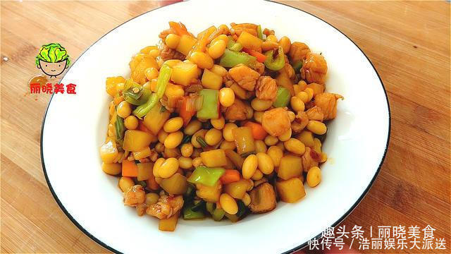 青椒|夏天要多吃黄豆,简单一做,赛过大鱼大肉,上桌后一大盘都不够吃