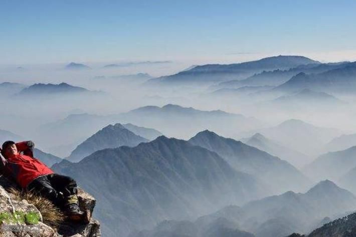 免费|安徽有座“神山”，被称“高山中的沙漠”，门票免费堪比黄山