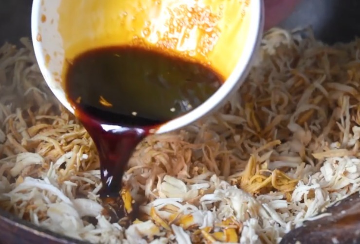 鸡胸肉|用鸡胸肉做肉松成率也太高了,五斤做出满满一大盘,网友:太值得一试