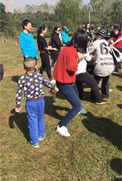 |搞笑GIF:这可能不是最吓人的 但绝对是挨揍最多的