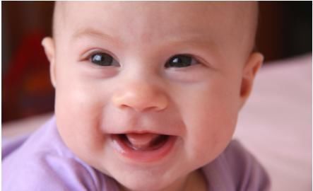 宝宝|3个月的宝宝发育如何?了解这10点就知道孩子发育是正常还是异常
