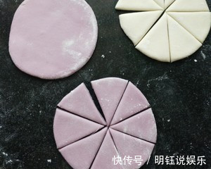 面粉新做法，做一顿吃三天，松软又香甜，比做馒头还简单！