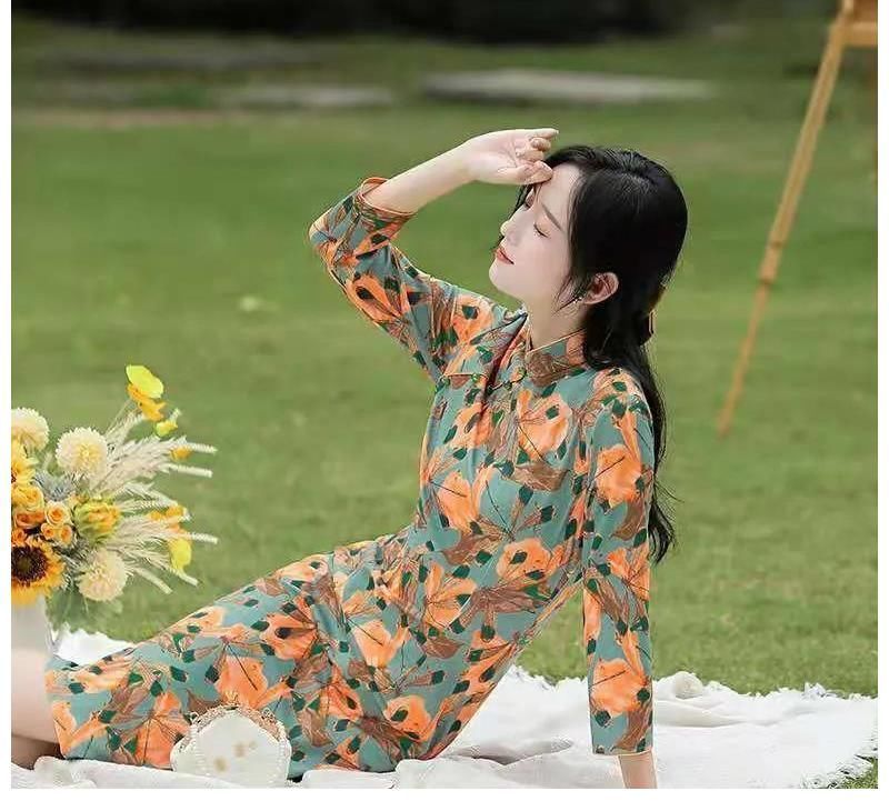 写真 中国女性为什么都喜欢穿旗袍,除了展现女性的优雅和气质外,而是情怀