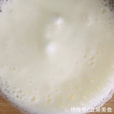 原味古早蛋糕这样吃，换个口味换种心情