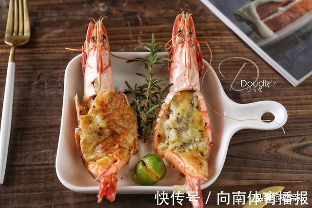 水煮|大虾最好吃的做法之一,不用水煮不用炸,加入此食材好吃到味蕾爆