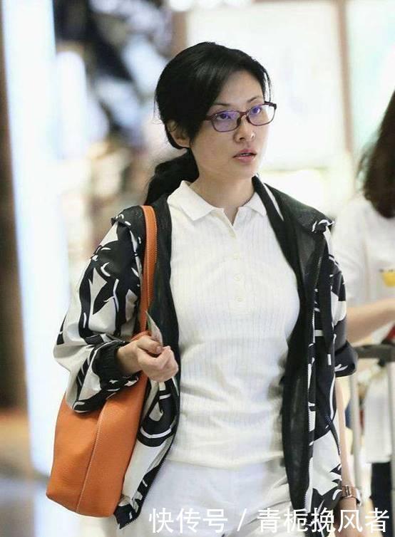 主持人 曾经央视一姐,主持过多次春晚主众人皆知,如今憔悴沦落街头大婶