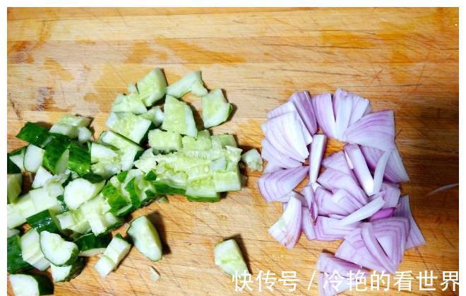 开胃小凉菜|夏天在家做开胃小凉菜，清脆爽口低脂低油，一大盘成本不到3块钱