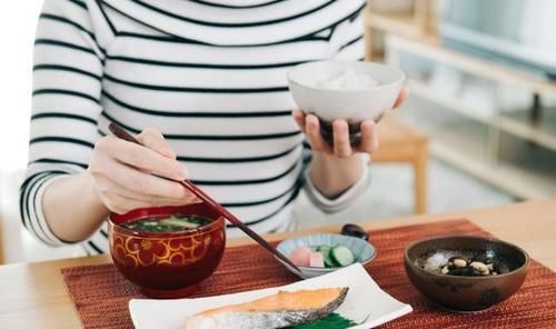 日本人的饮食，凭什么这么精致？