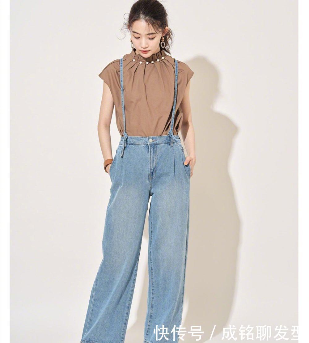 蕾丝|具有高级感的女人，穿搭越简单随意，看这10款搭配就知道品位高低