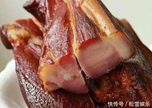 炒腊肉时,直接下锅炒就错了!多加1步,腊肉柔软又筋道,无腥味