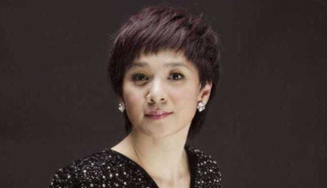 自認(rèn)為自己很紅，當(dāng)上導(dǎo)師之后卻耍大牌，這樣的下場太可惜