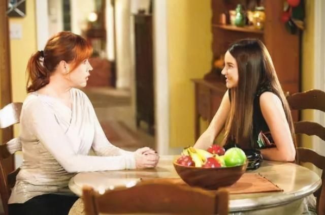 骨骺线|女孩来“初潮”时间,影响未来身高能不能超1.6米,父母要注意