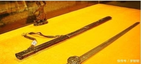 古代|古代宝剑如何做到削铁如泥专家睁开眼看看,削的那压根不是铁