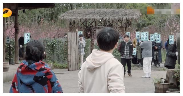 《向往》提前透露嘉宾，两位老熟人返场，这是要“打架”的节奏吧