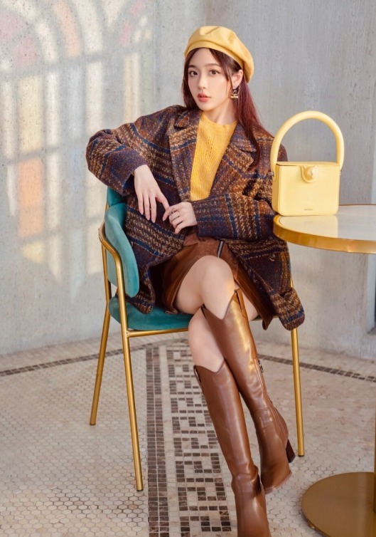 半身裙 2021年超火的“格纹外套”,分分钟穿出高级感,这样搭保暖还好看