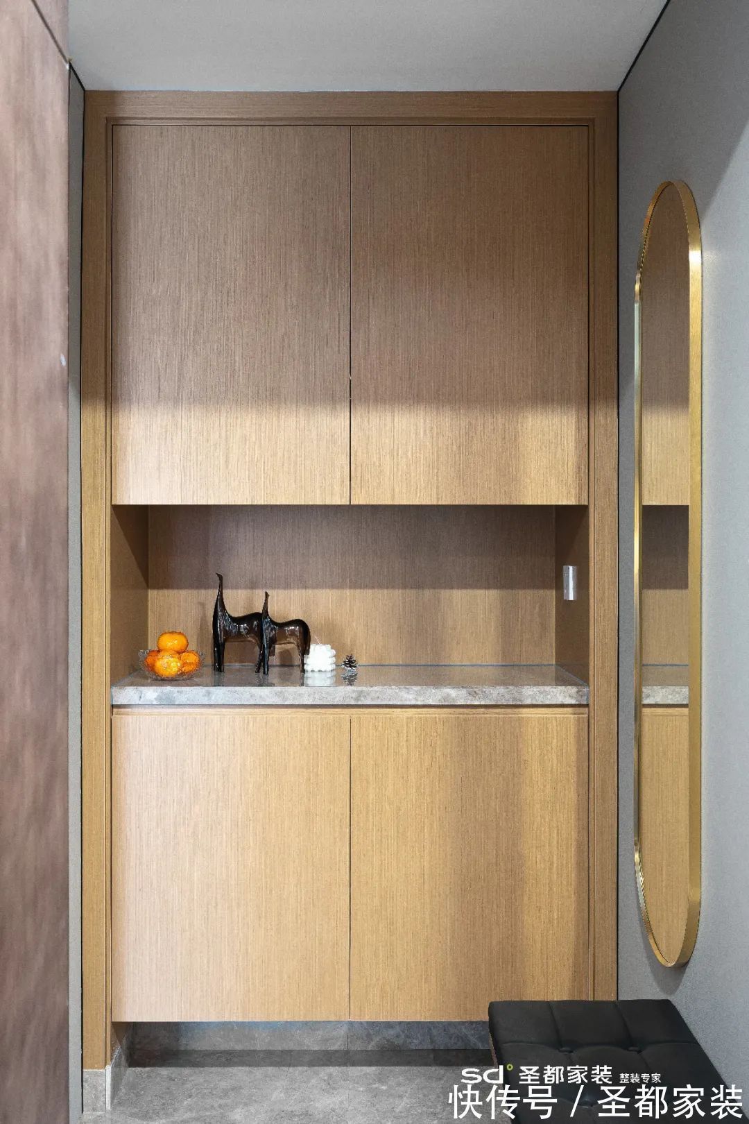 水族箱|20款教科书式玄关设计人气爆棚,好看到亲友排队抄!