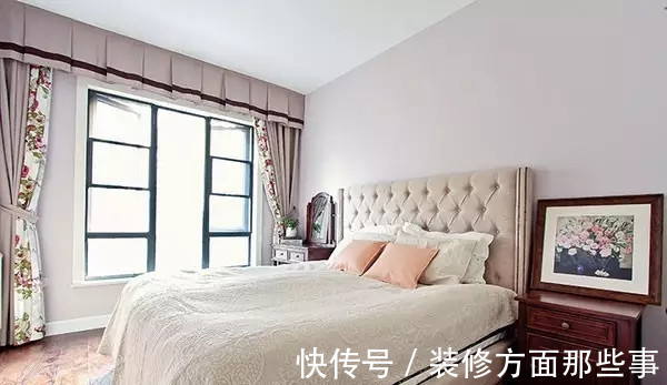 韵致|120平美式三居室墙面挂着中国画,阳光照到墙上,别有一番韵致