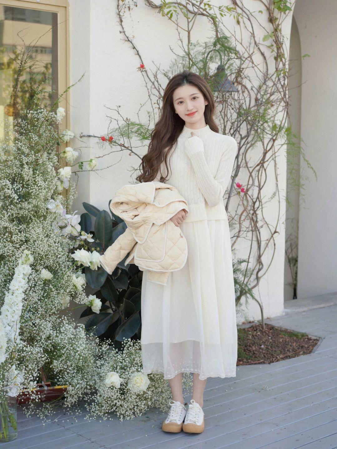 毛衣 小个子们可借鉴的“短羽绒服”搭配,教你打造大长腿,建议收藏