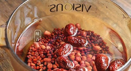 红枣|天凉了，女人要对自己好一点，这5种食材煮一锅，常喝气色好