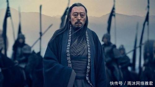 智囊团|《三国演义》论谋略堪称小说中的典范,一同回味曹操与他的智囊团