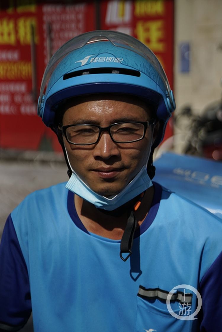 叶俊豪|肌肉健身教练转行跑外卖 暴瘦几十斤晒成黑炭 十几个女顾客找他加微信