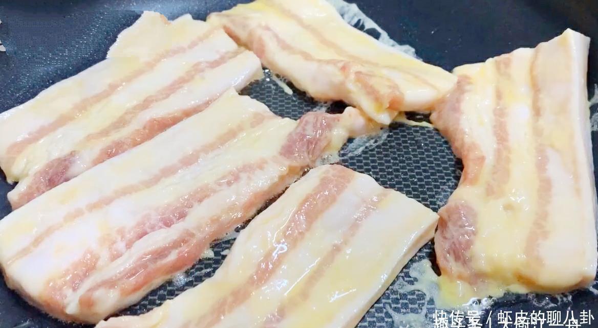 五花肉别再红烧了,教你个秘制做法,开胃又解馋,农村待客全靠它