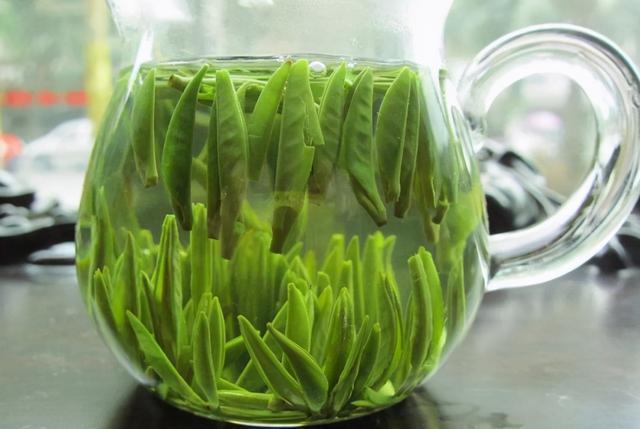 血管堵塞的人,早上会出现3种情况,若没有,恭喜血管保养的很好