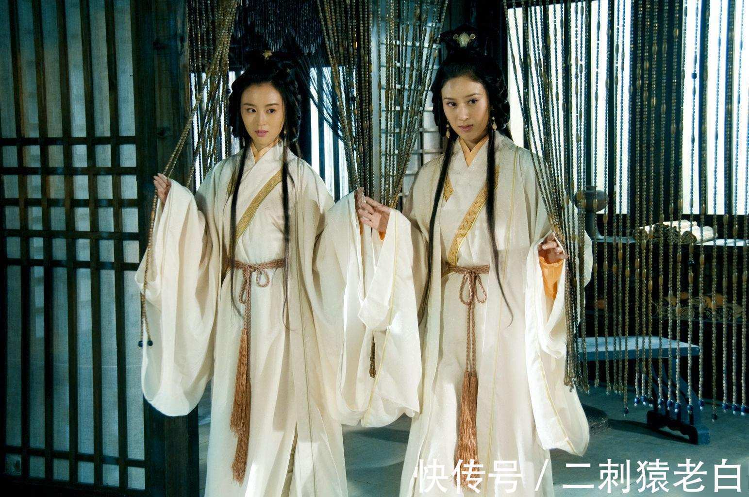 姐妹花|姐妹花cos大小乔跳舞,lsp争当曹丞相?女玩家却馋她们老公