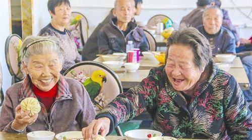 长寿|不论男女,50岁后坚守“3快2慢”准则,晚年健康生病少,更长寿