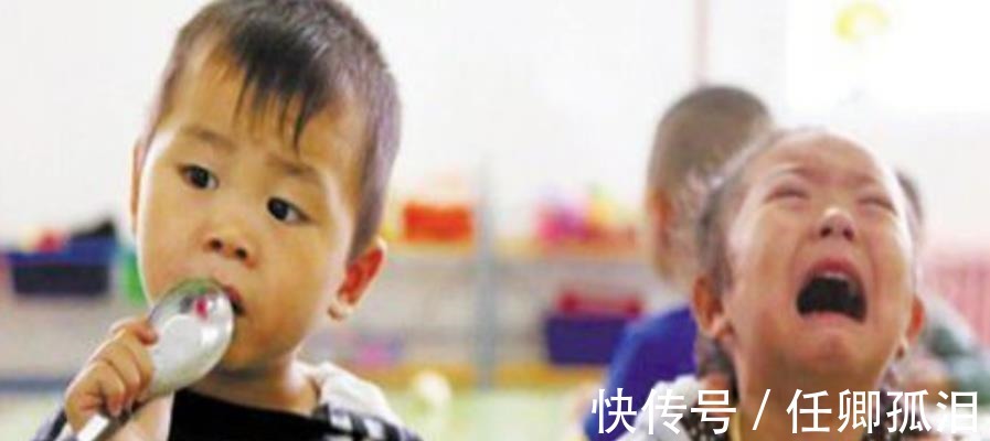 父母|孩子之间的“争吵”,父母不要插手,这是孩子成长的好时机