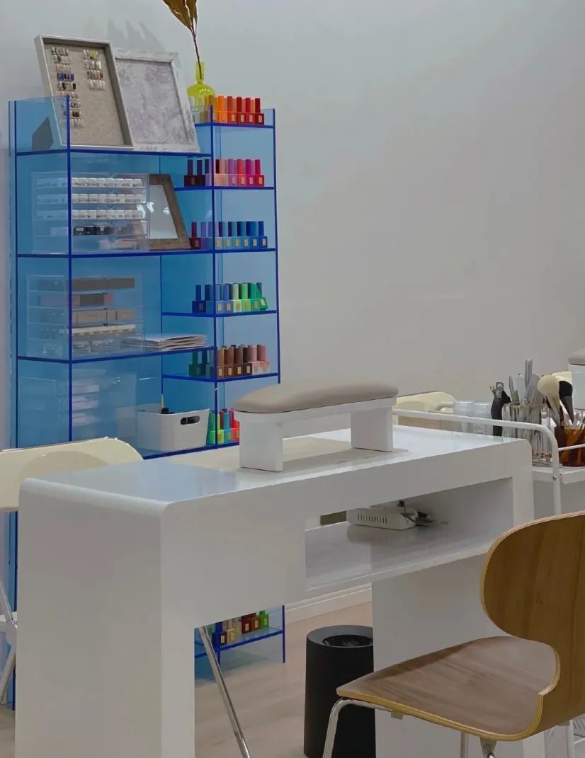 美甲|比今天是周五更令人开心的是……刚做了新美甲