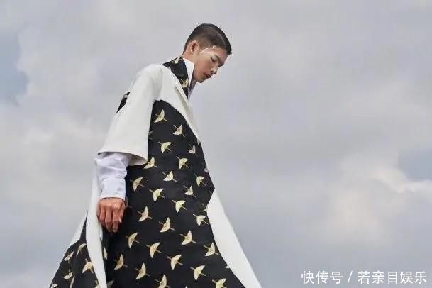 下半身|“下半身汉服”风靡时尚界，陆仙人真厉害，中国风穿搭惊艳外国人