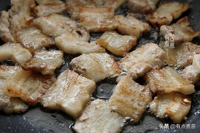 喝酒|冬天喝酒,花生凉菜靠边站!下酒菜吃它,干香有嚼劲,吃着贼香