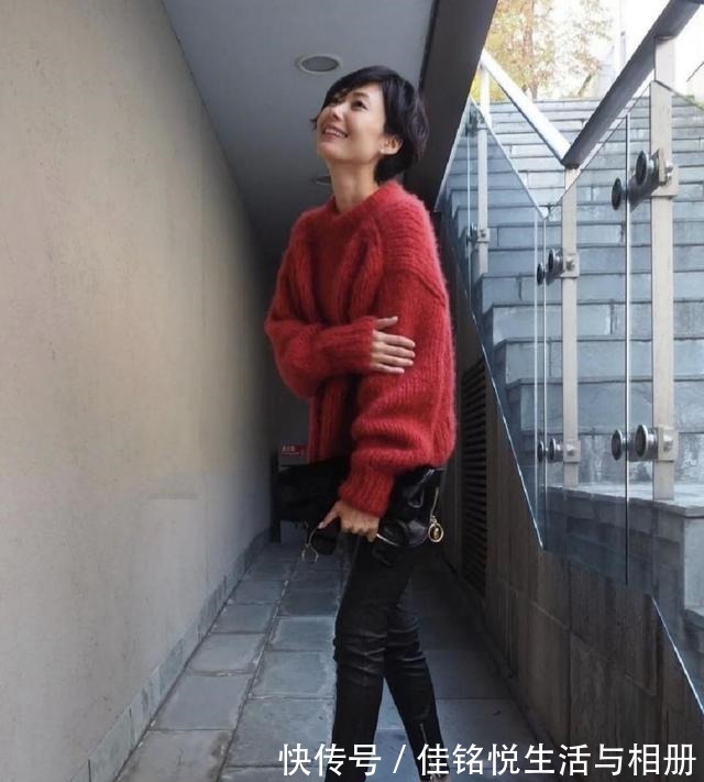 秋冬 日系穿搭也可以没有大衣,“日系辣妈”穿搭思路,教你这样美!