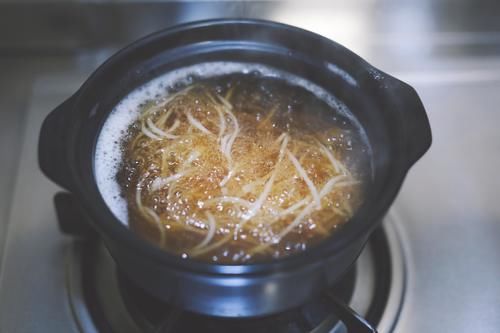 味道|小锅米线汤鲜麻辣，顺滑Q弹，自己在家就能做出来，味道很不错