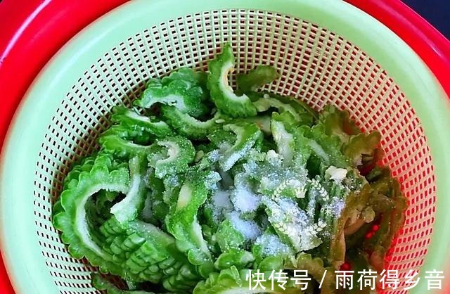 每天不知道吃什么这5道快手菜,开胃营养高,很适合小孩子吃!