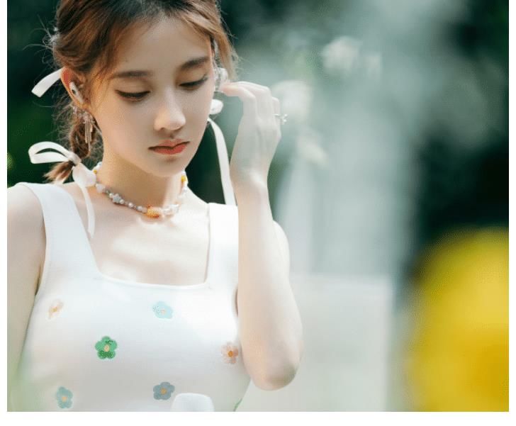 闪电咖啡馆|冯提莫现身《闪电咖啡馆》，节目中调侃小哥哥，制作粉丝专属咖啡