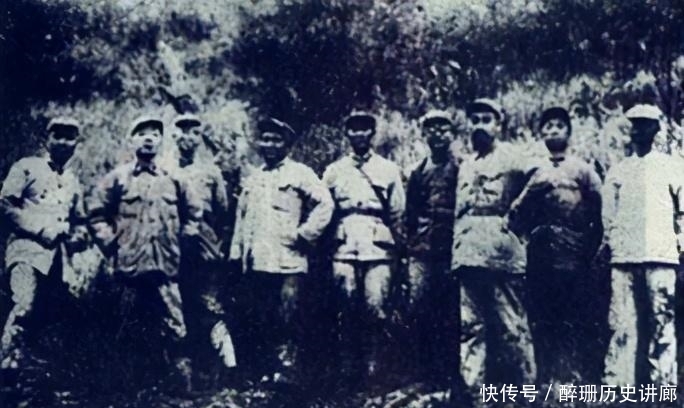 开国|这位开国中将被判16年，曾在受审时，当众向受害人妻子下跪谢罪