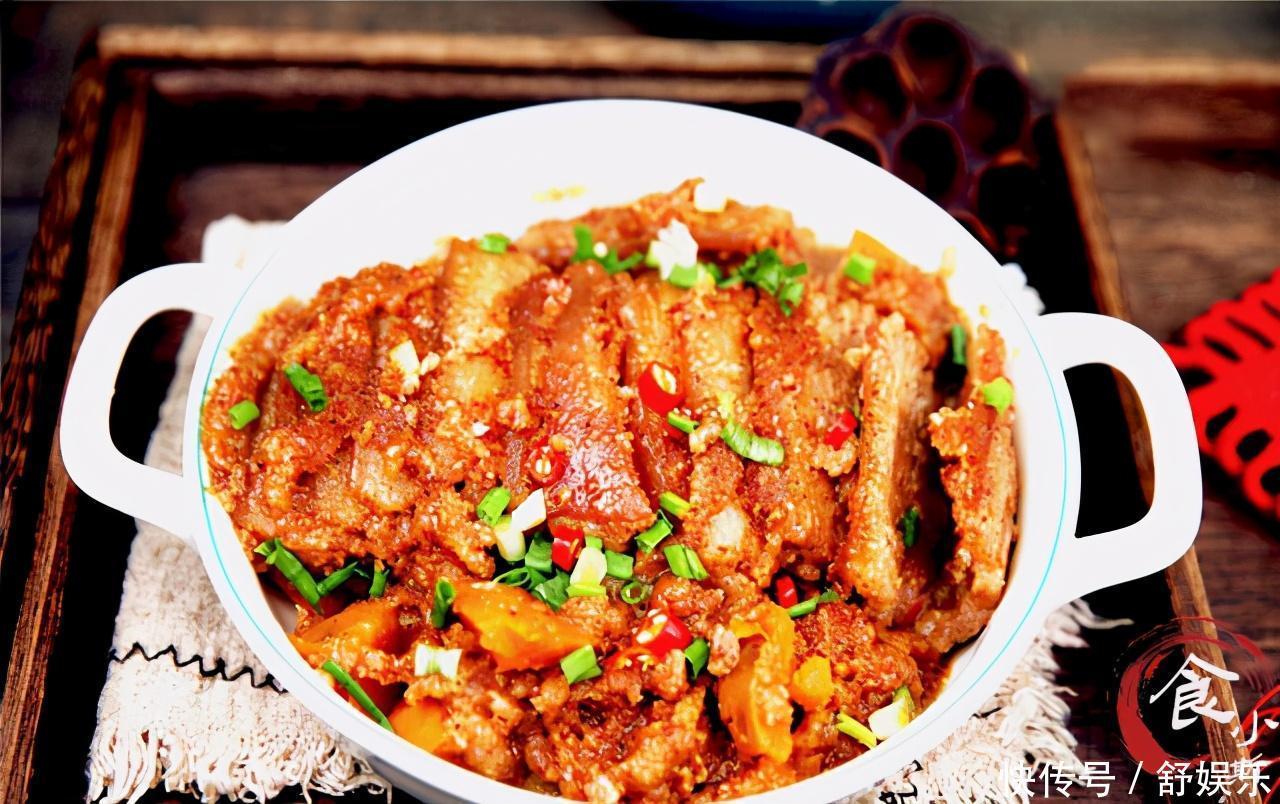 五花肉还在红烧试试这个秘制做法,入口即化,一上桌就被抢光