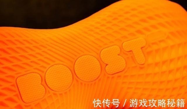 用力过猛 比哈登5更好穿的千元旗舰它见证了阿迪过度的良心!