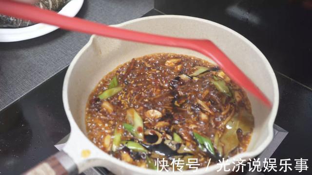 鲫鱼|解冻鱼时,教你两个土方法,时间短见效快,鱼肉和鲜活的一样新鲜