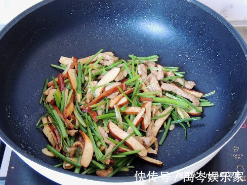 肉丝这样炒,软嫩爽滑超入味,不老不柴不粘锅,窍门教给你