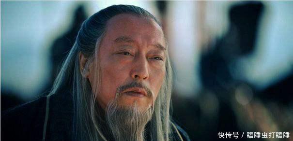 马懿就|曹操多聪明 为测试司马懿野心, 耍了个阴招, 司马懿果然露出马脚!