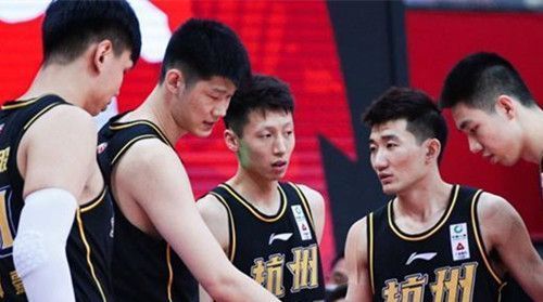 孙铭徽|“3出0入”未补强,可3笔顶薪留下7人,广厦具备“黑马”成色