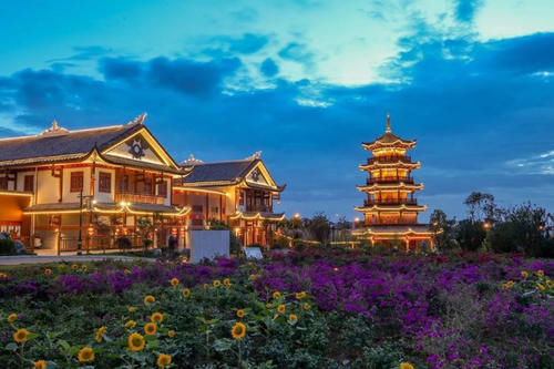 贵州又添一“假”古镇，耗资5亿落户毕节，堪称“毕城明珠”