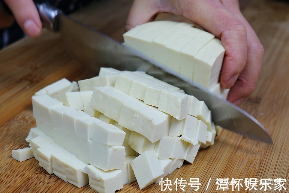 红烧肉|自从知道豆腐可以这样吃，我家一周吃5次，比红烧肉还香，解馋