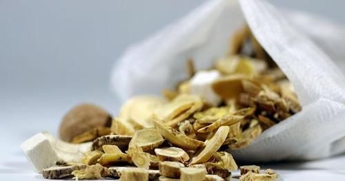  过后|女人三十过后，常吃此食物，淡化雀斑、皮肤红润又细腻