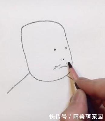 人物|美术课上,要求画“人物像”原本要给0分,微调后给了满分